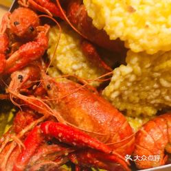 江湖虾说 四季精品青壳小龙虾的咸蛋黄龙虾好不好吃 用户评价口味怎么样 南京美食咸蛋黄龙虾实拍图片 大众点评